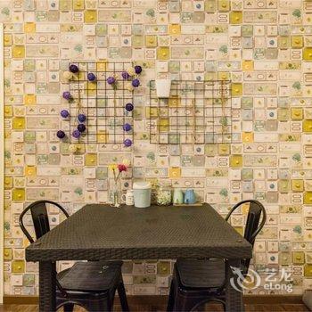 重庆叁什贰公寓(重庆大轰炸惨案遗址分店)酒店提供图片