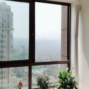 重庆御风而行公寓酒店提供图片