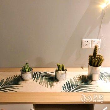 成都猪小佩奇公寓(古中市街西口分店)酒店提供图片