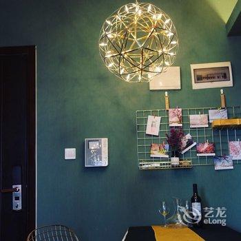 重庆雨墨民宿(沙坪公园-儿童乐园分店)酒店提供图片