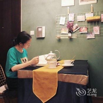 重庆雨墨民宿(沙坪公园-儿童乐园分店)酒店提供图片