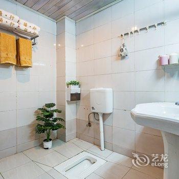 重庆简·行民宿(重庆大轰炸惨案遗址分店)酒店提供图片