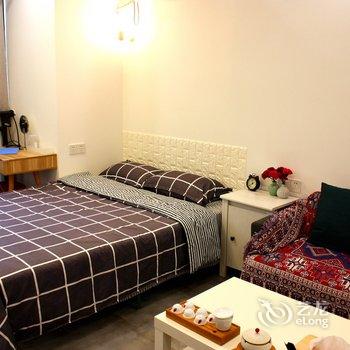 重庆薇疯徐徐徐公寓(美心洋人街-观光索道分店)酒店提供图片