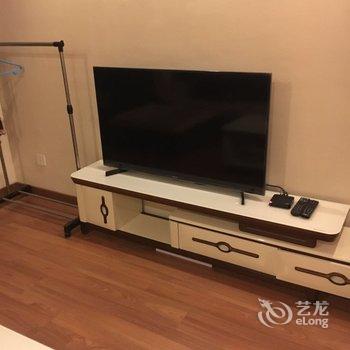 青岛开心铲屎官儿公寓酒店提供图片