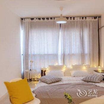 重庆杨大气zoe公寓(三峡艺术碑分店)酒店提供图片