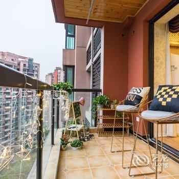 重庆叁什贰公寓(黄葛晚渡分店)酒店提供图片