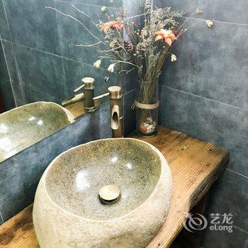 青岛宿海民宿(港东村分店)酒店提供图片