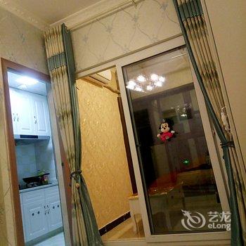 重庆2号线大溪沟一线江景近解放碑/洪崖洞公寓(重庆大轰炸惨案遗址分店)酒店提供图片