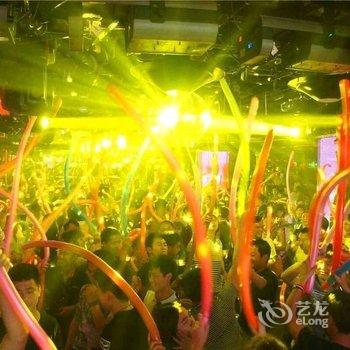 成都熊熊的猫公寓(蓝鼎艺术馆分店)酒店提供图片