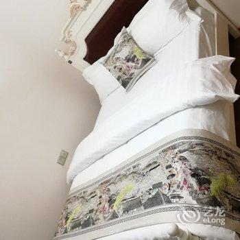 重庆金秋十月公寓(重庆大轰炸惨案遗址分店)酒店提供图片