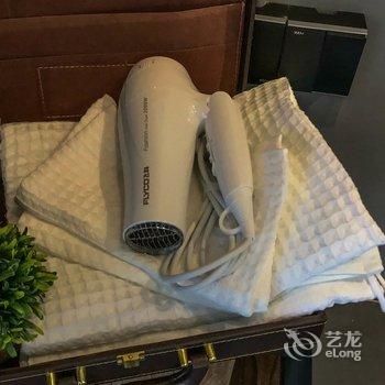 重庆请回答1993公寓(重庆大轰炸惨案遗址分店)酒店提供图片