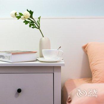 广州路客BC1910精品民宿酒店提供图片