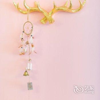 重庆梧栖公寓(中国历史文化名街雕塑分店)酒店提供图片