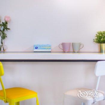 重庆梧栖公寓(中国历史文化名街雕塑分店)酒店提供图片