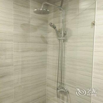 上海上海百年孤独千年一叹普通公寓(漕溪北路店)酒店提供图片