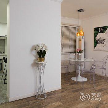 上海上海百年孤独千年一叹普通公寓(漕溪北路店)酒店提供图片