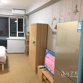 青岛张林涛公寓(积米崖村分店)酒店提供图片