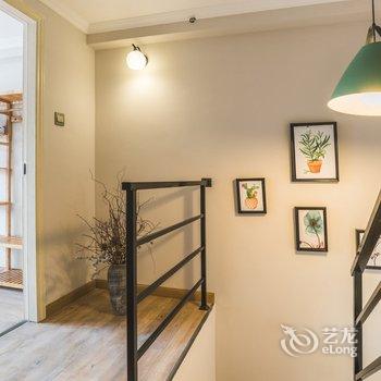 成都成都爱上熊猫民宿(黄河中路二段分店)酒店提供图片
