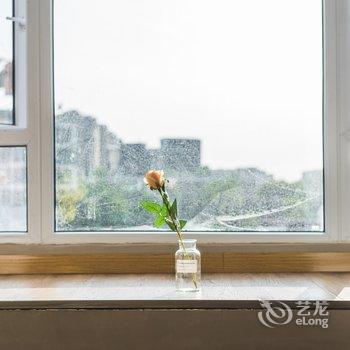 成都成都爱上熊猫民宿(黄河中路二段分店)酒店提供图片