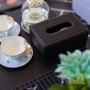 CosyRoom公寓(上海花言草语三彩坊店)酒店提供图片