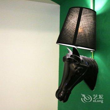 西安tiger麻麻特色民宿(重光路分店)酒店提供图片