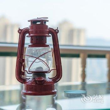 重庆解放碑拾辰小栈公寓(长江滨江路分店)酒店提供图片