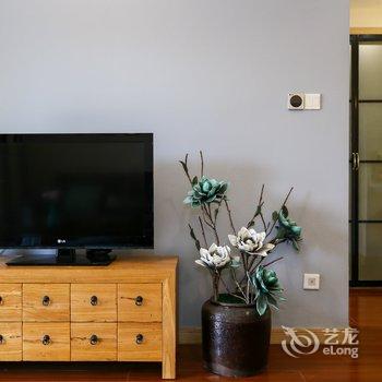 青春里之家公寓(上海光星路黄渡河桥店)酒店提供图片