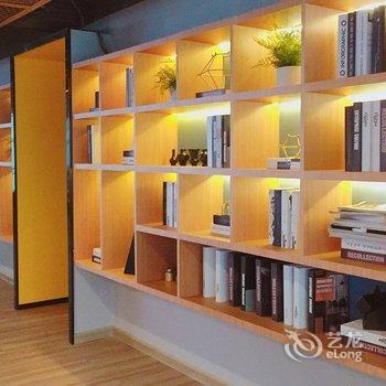 成都乐享多公寓(全年红红木艺术馆分店)酒店提供图片