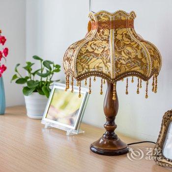 成都黑色的光公寓(伏龙村分店)酒店提供图片