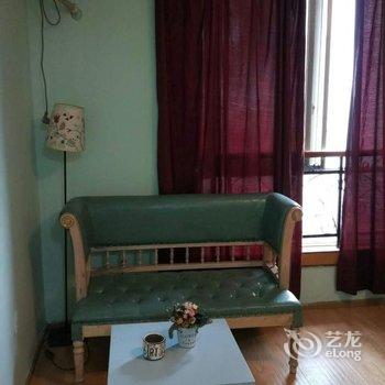 成都coco房东/旅欧达人公寓(梅园分店)酒店提供图片