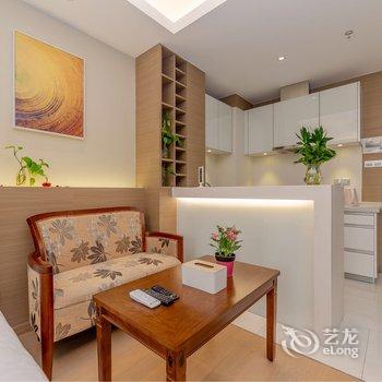 Coco王))公寓(三道拐分店)酒店提供图片