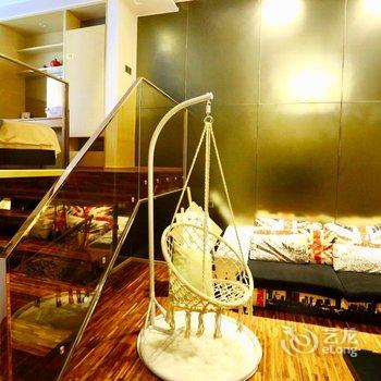 广州浪漫全满屋长隆步行到园三分钟公寓(广东省博物馆分店)酒店提供图片