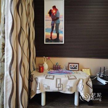 重庆Locals路客·重庆江北A01舍公寓(音速旋风路轨赛车分店)酒店提供图片