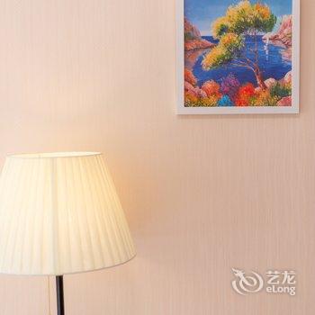 青岛绿岛港湾精品民宿(一叶美术馆分店)酒店提供图片