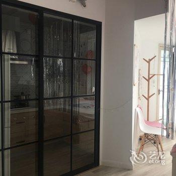 ����ԲԲԲС��(�����й�ҵչ���ݷֵ�)�Ƶ��ṩͼƬ