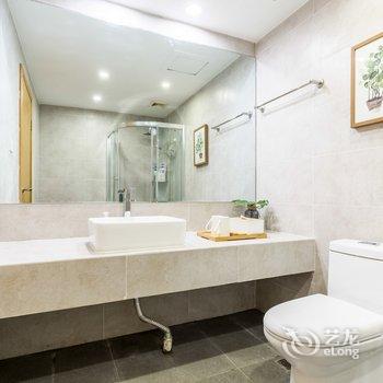 重庆小鸣公寓酒店提供图片