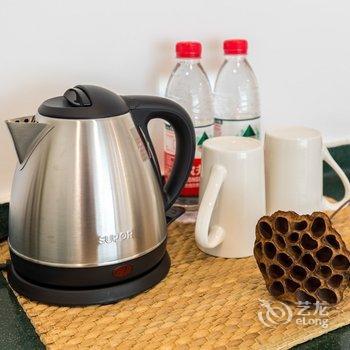 重庆小鸣公寓酒店提供图片