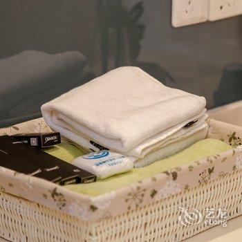 成都娜莎小屋公寓(全年红红木艺术馆分店)酒店提供图片