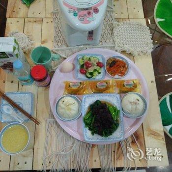 上海热栈服装设计师民宿客栈之家(罗家村分店)酒店提供图片