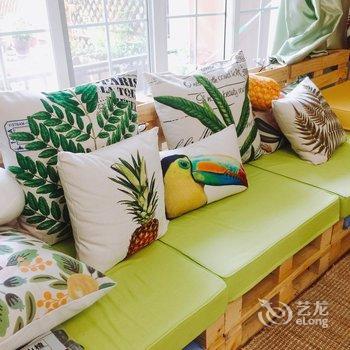 上海热栈服装设计师民宿客栈之家(罗家村分店)酒店提供图片