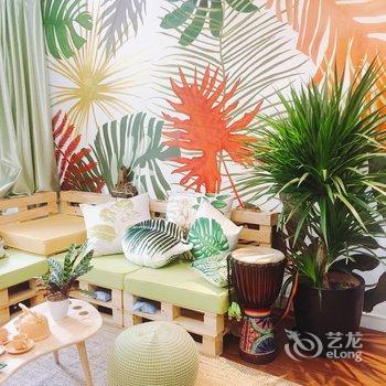 上海热栈服装设计师民宿客栈之家(罗家村分店)酒店提供图片