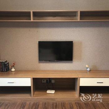 重庆浪漫爱丽堡公寓酒店提供图片