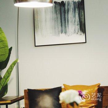 重庆二姐公寓(重庆大轰炸惨案遗址分店)酒店提供图片