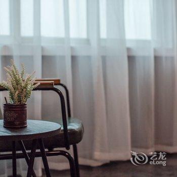 成都素昧房屋公寓(古大圣慈寺分店)酒店提供图片