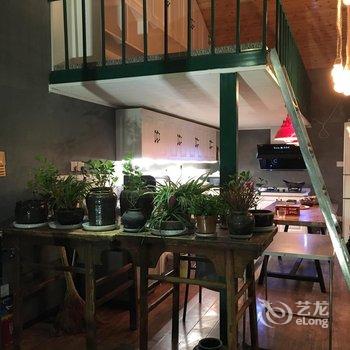 百里画廊村儿里家酒店提供图片