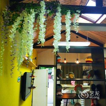 上海春芒民宿(江苏路7口分店)酒店提供图片