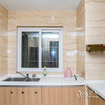 重庆巴宿城市民宿(煤分院支路分店)酒店提供图片