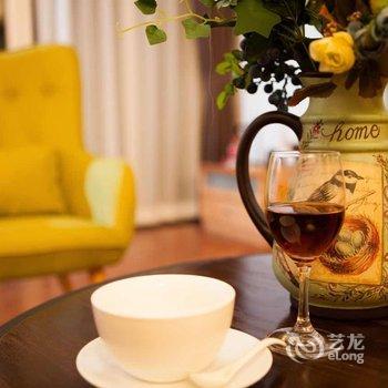 广州路客AB0320精品民宿酒店提供图片