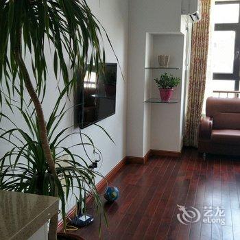 青岛金沙滩观海公寓(世茂滨海公园分店)酒店提供图片