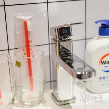 广州Locals路客·广州海珠B52舍公寓(云桂村分店)酒店提供图片
